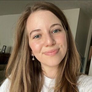 Meet your Posher, Delaney